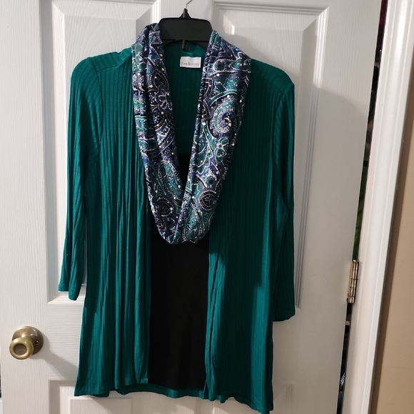 Kim Rogers Green Cardigan with Patterned Scarf - Picture 1 of 4